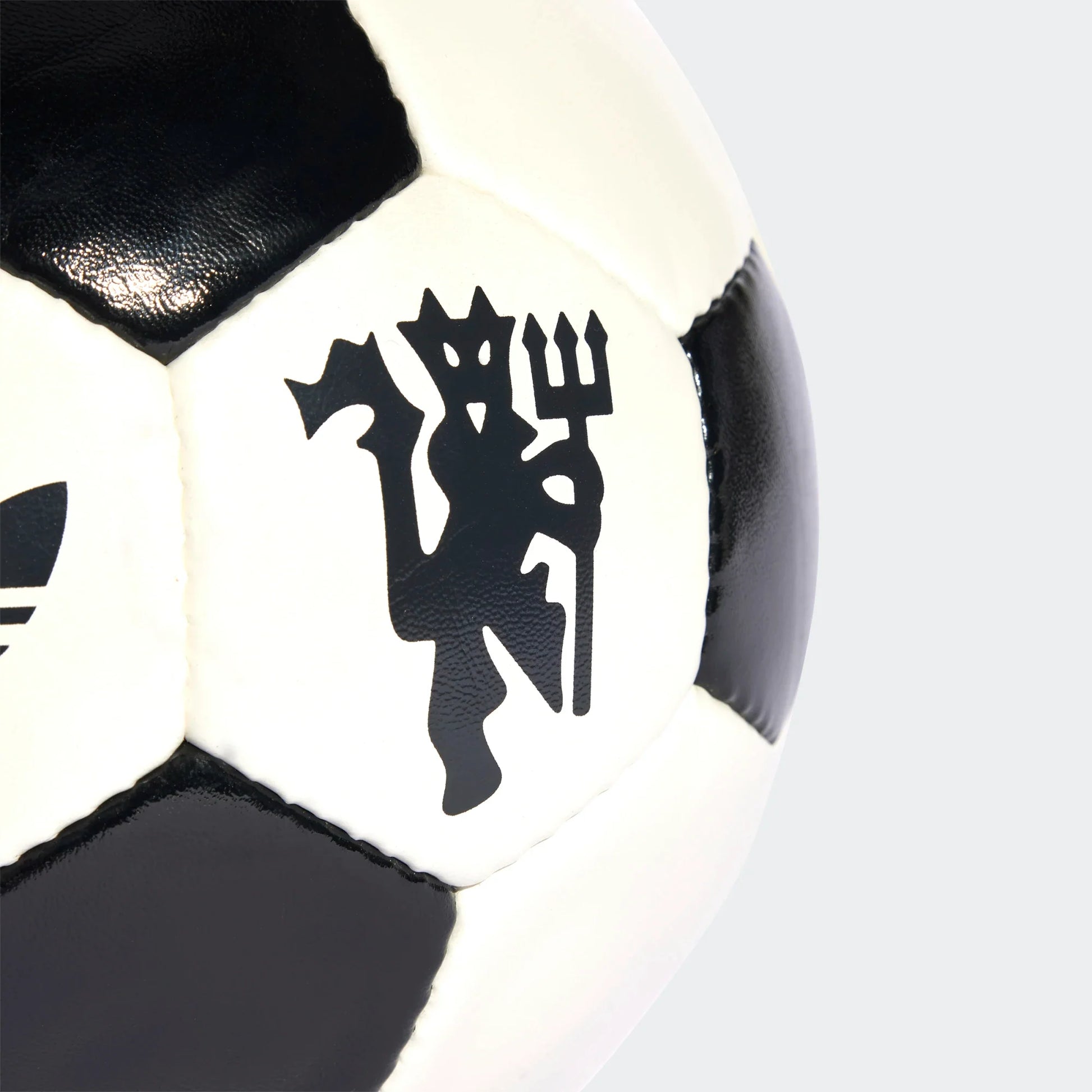 adidas Manchester United Club Trefoil Ball Balls   - Third Coast Soccer