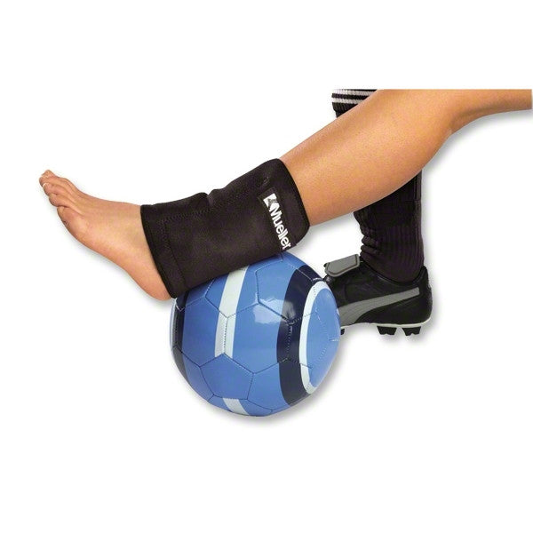 Mueller Cold/Hot Therapy Wrap Mueller3401 Medical Small  - Third Coast Soccer